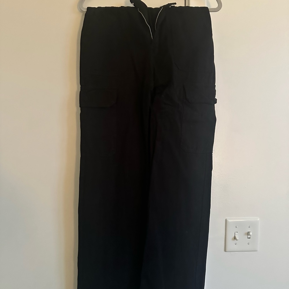 Zara Black Cargo Jeans